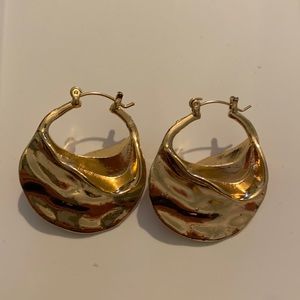 Fashion hoop earrings